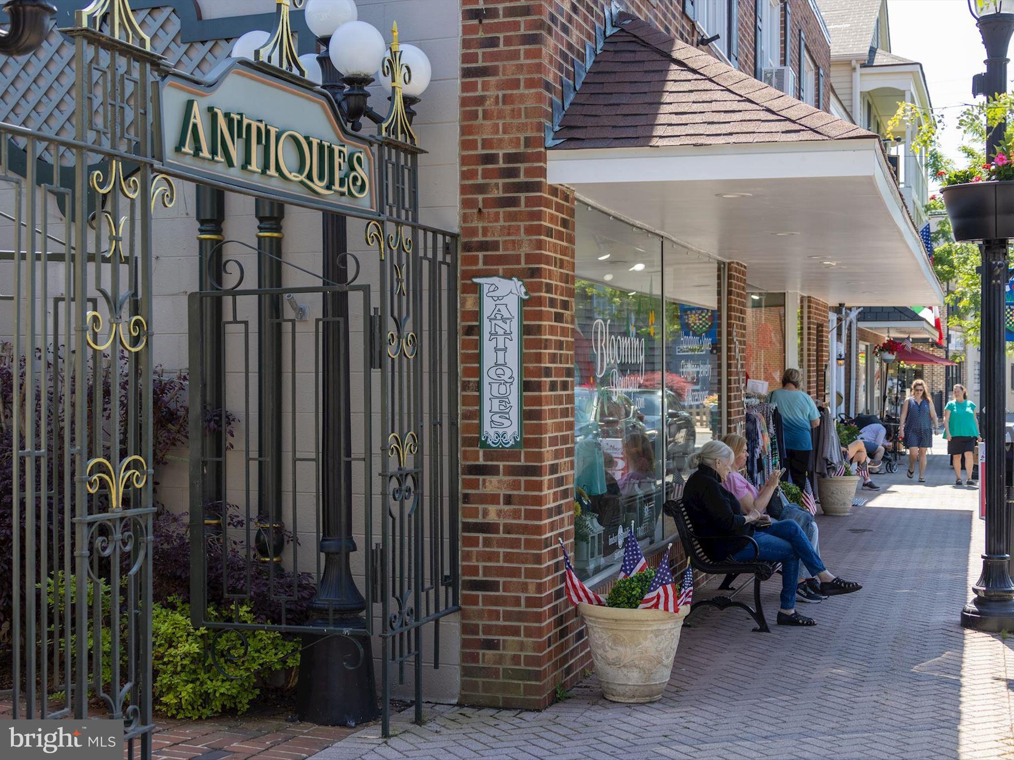 OCEAN MEADOWS - Residential