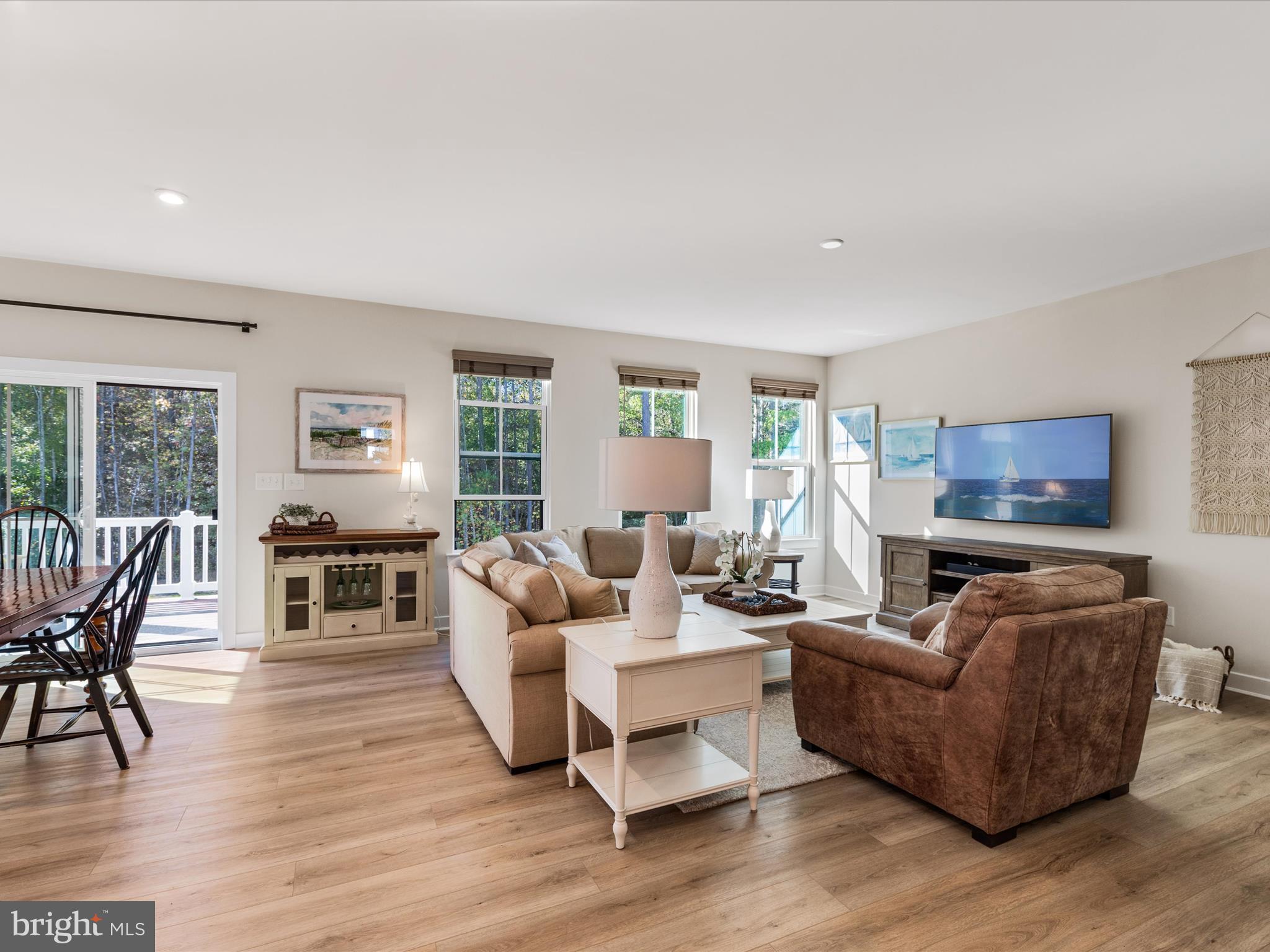 OCEAN MEADOWS - Residential