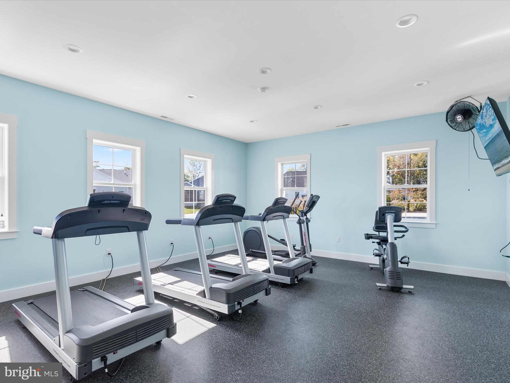 OCEAN MEADOWS - Residential