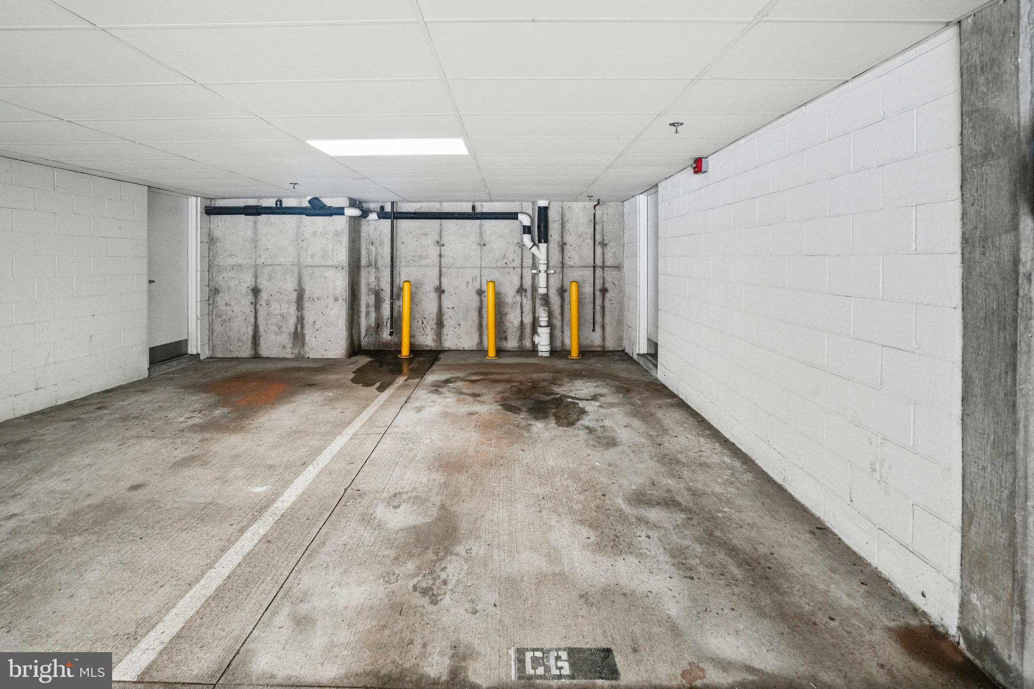 RHODES HILL SQUARE - Residential