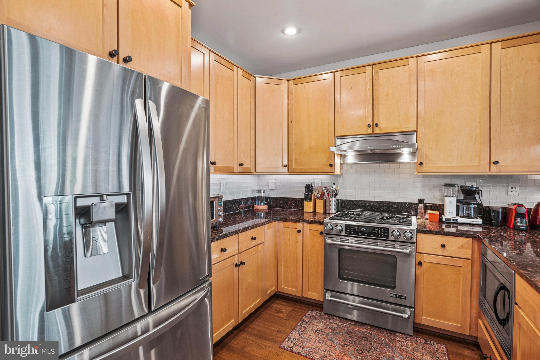 RHODES HILL SQUARE - Residential