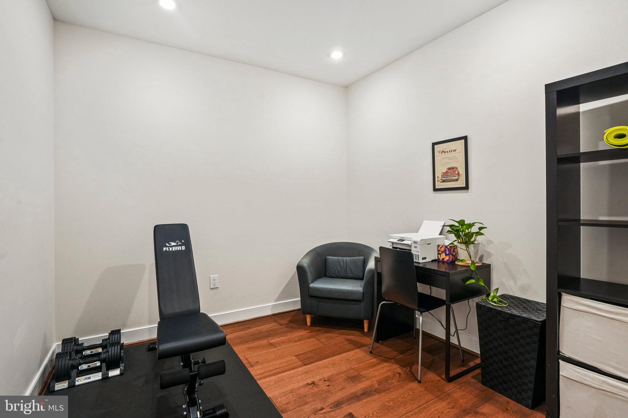 RHODES HILL SQUARE - Residential