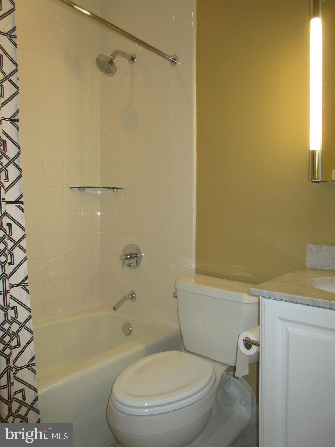 RITTENHOUSE SQUARE - Residential Lease