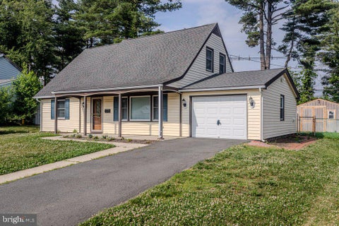 Homes For Sale - 32 Haskell Lane<br/> WILLINGBORO, NJ 08046
