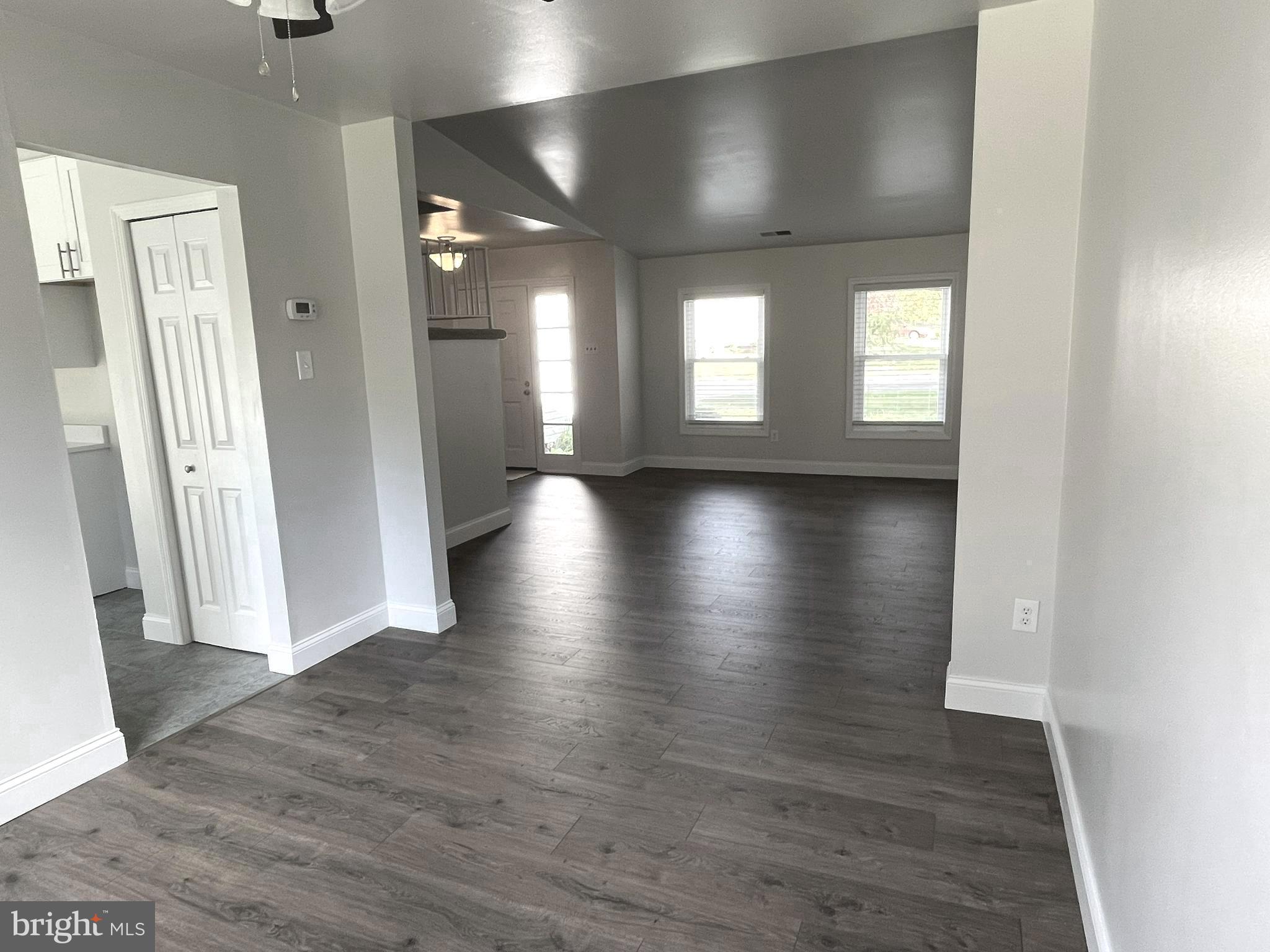 NEWTOWN CROSSING - Residential Lease