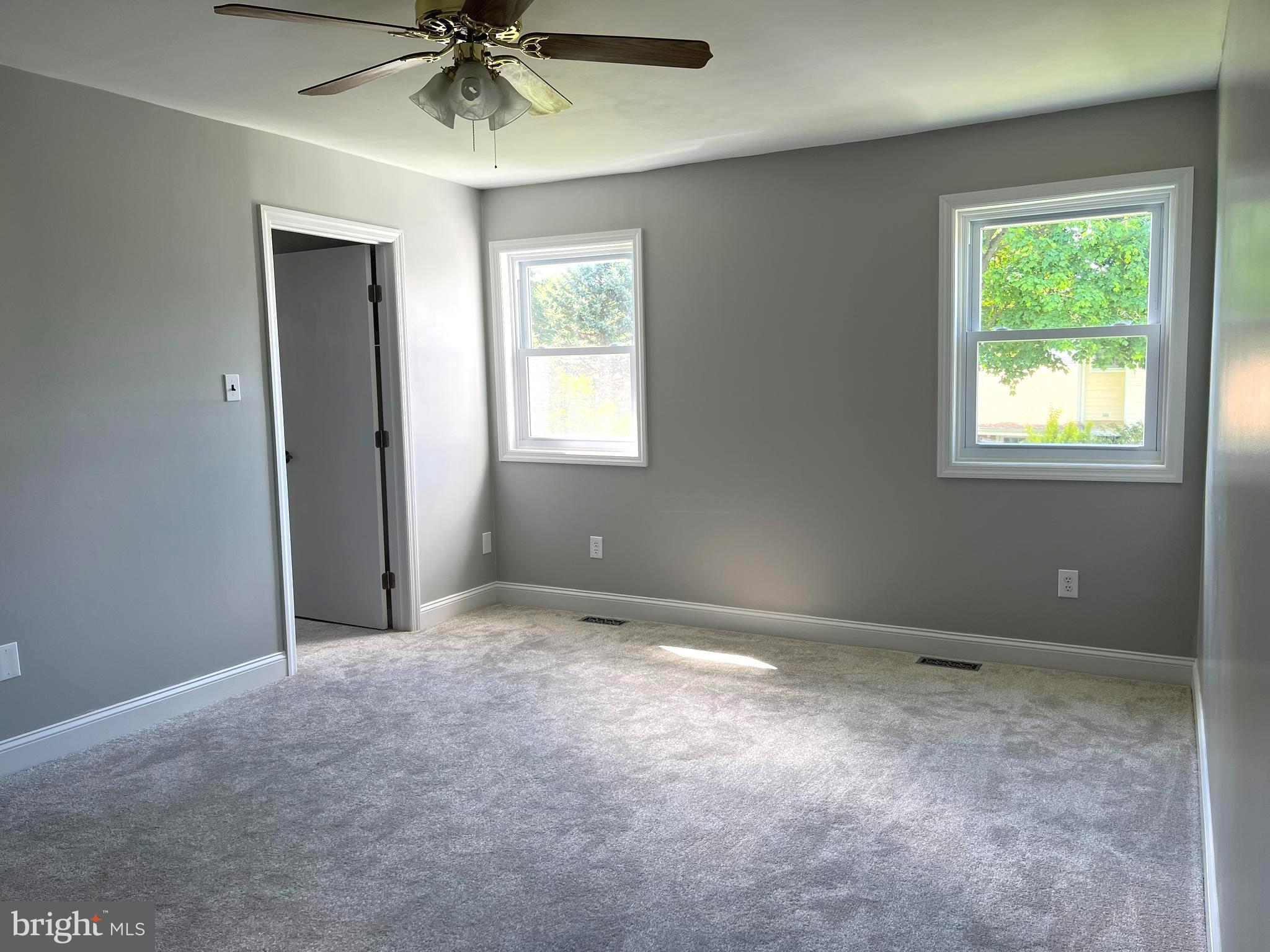 NEWTOWN CROSSING - Residential Lease