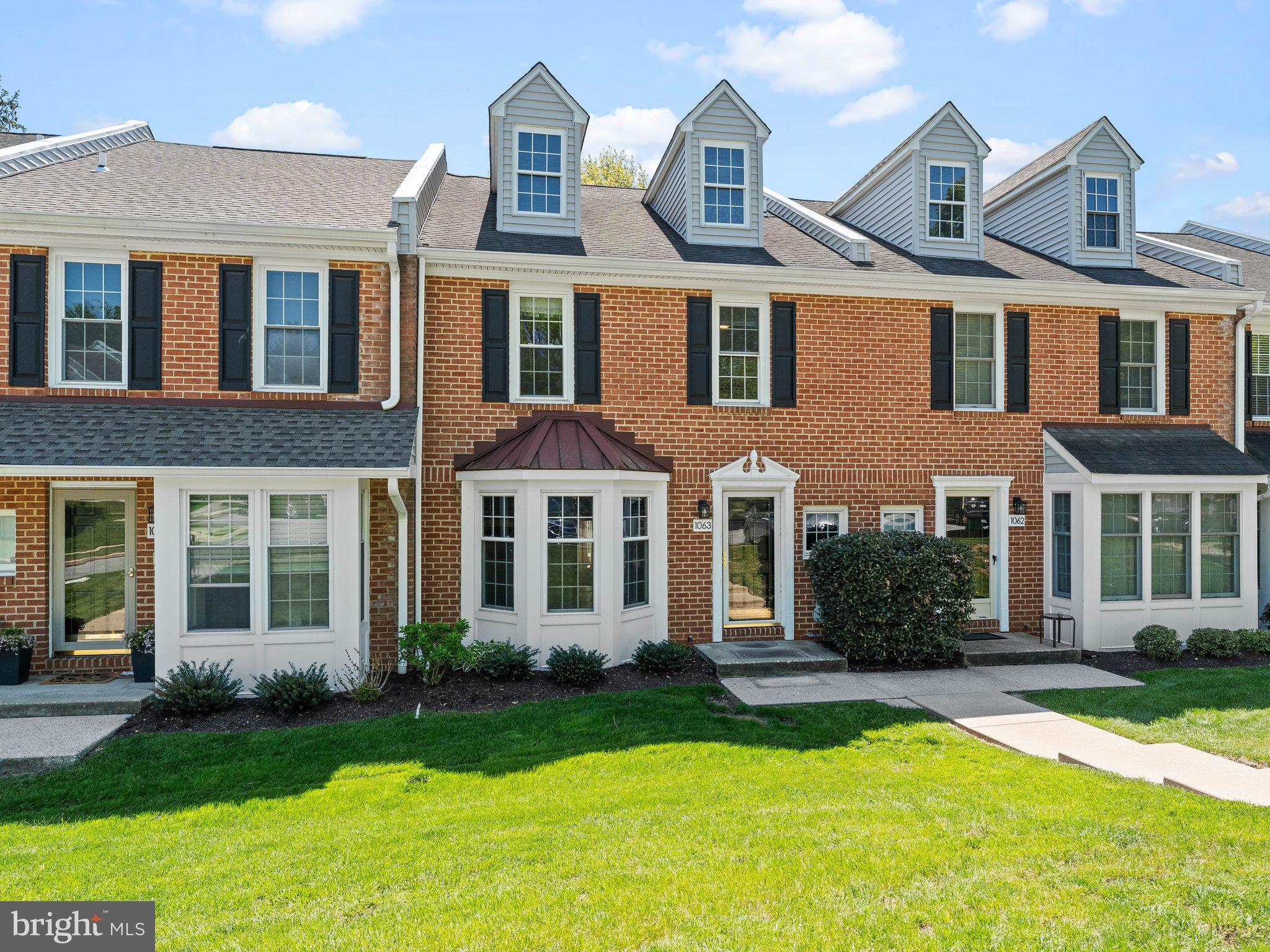 EXTON STATION - Residential
