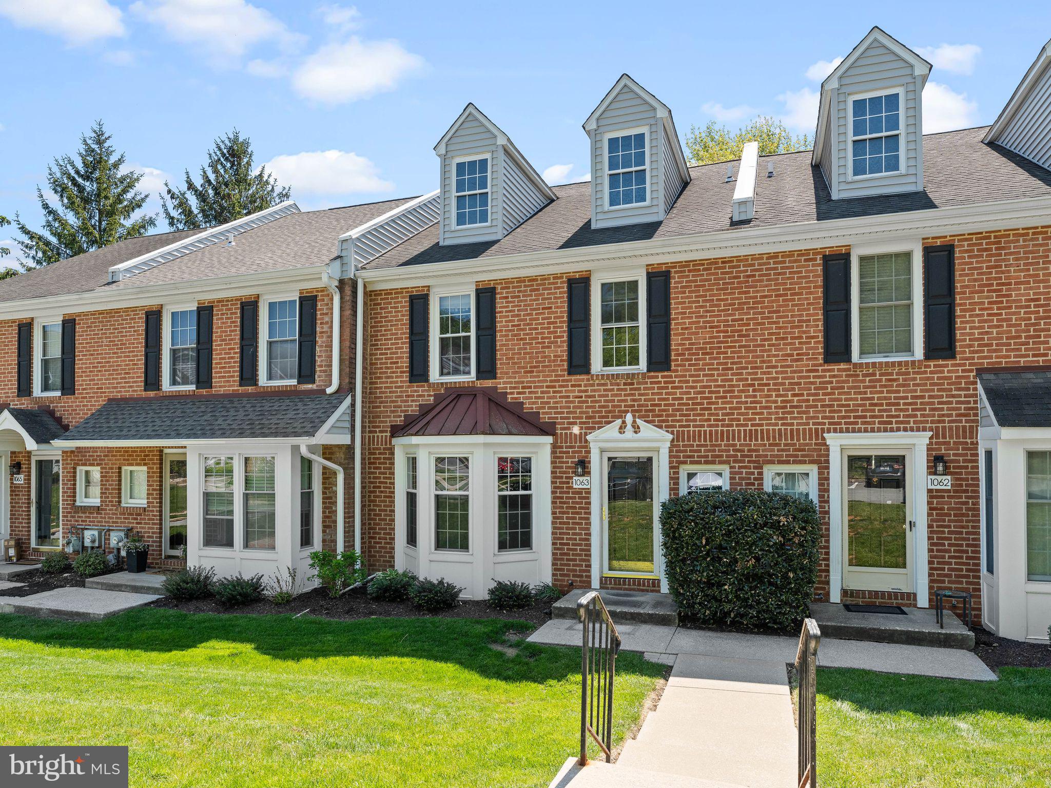 EXTON STATION - Residential