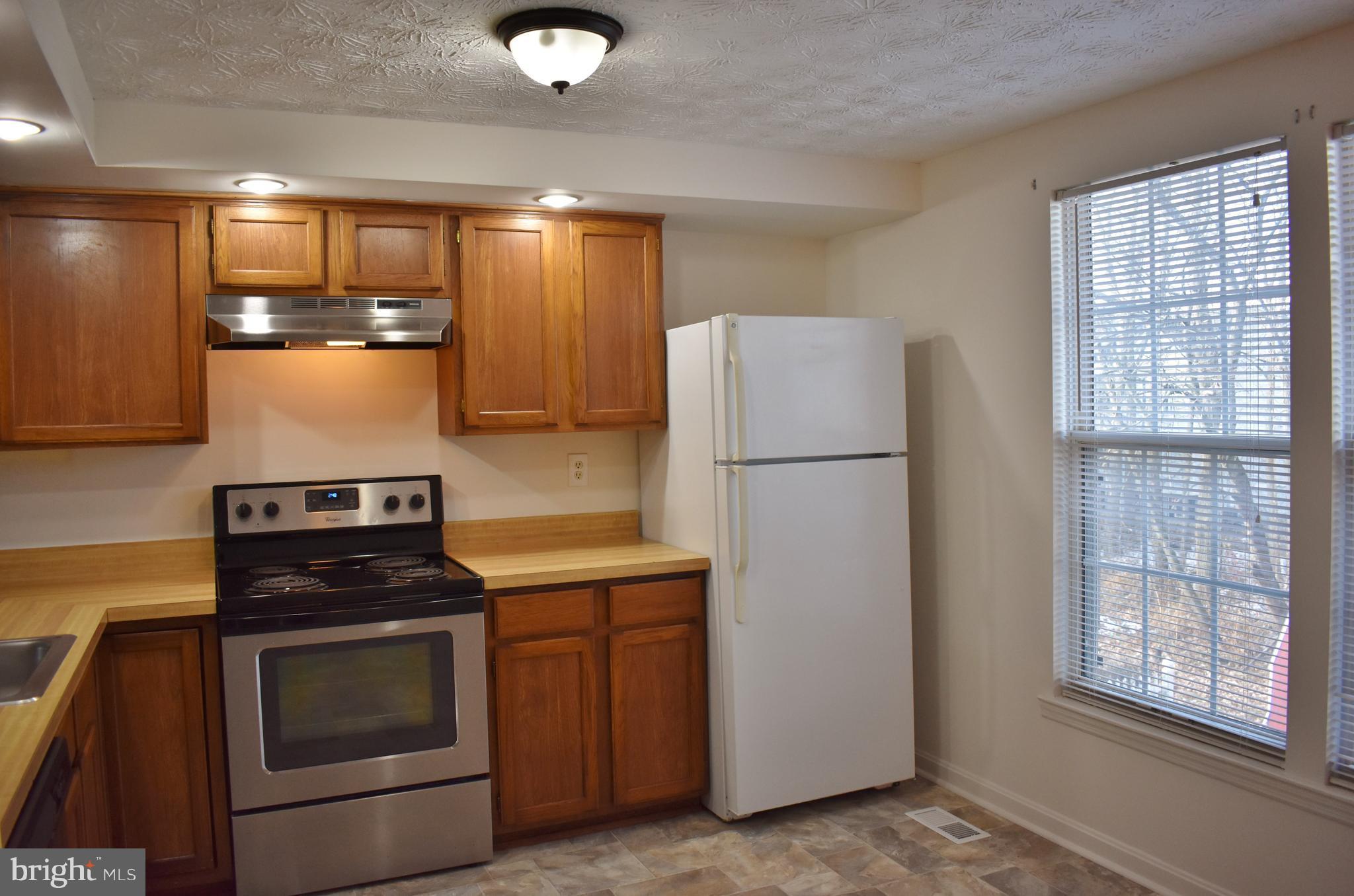 WOODBRIDGE CENTER - Residential Lease