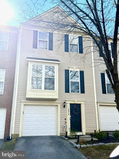 MARLTON TOWN CENTER - Residential