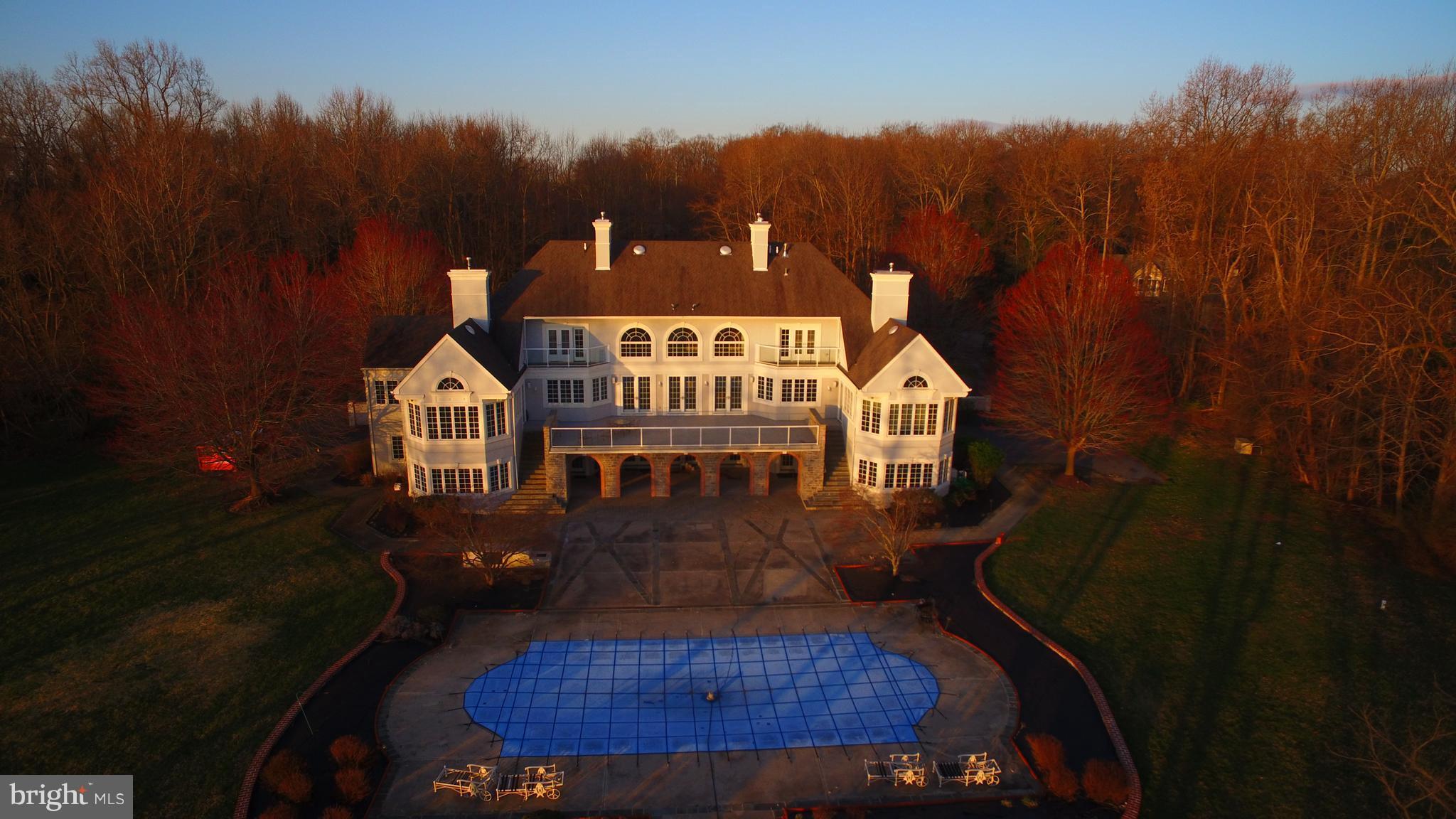 ANNAPOLIS ROADS - Residential