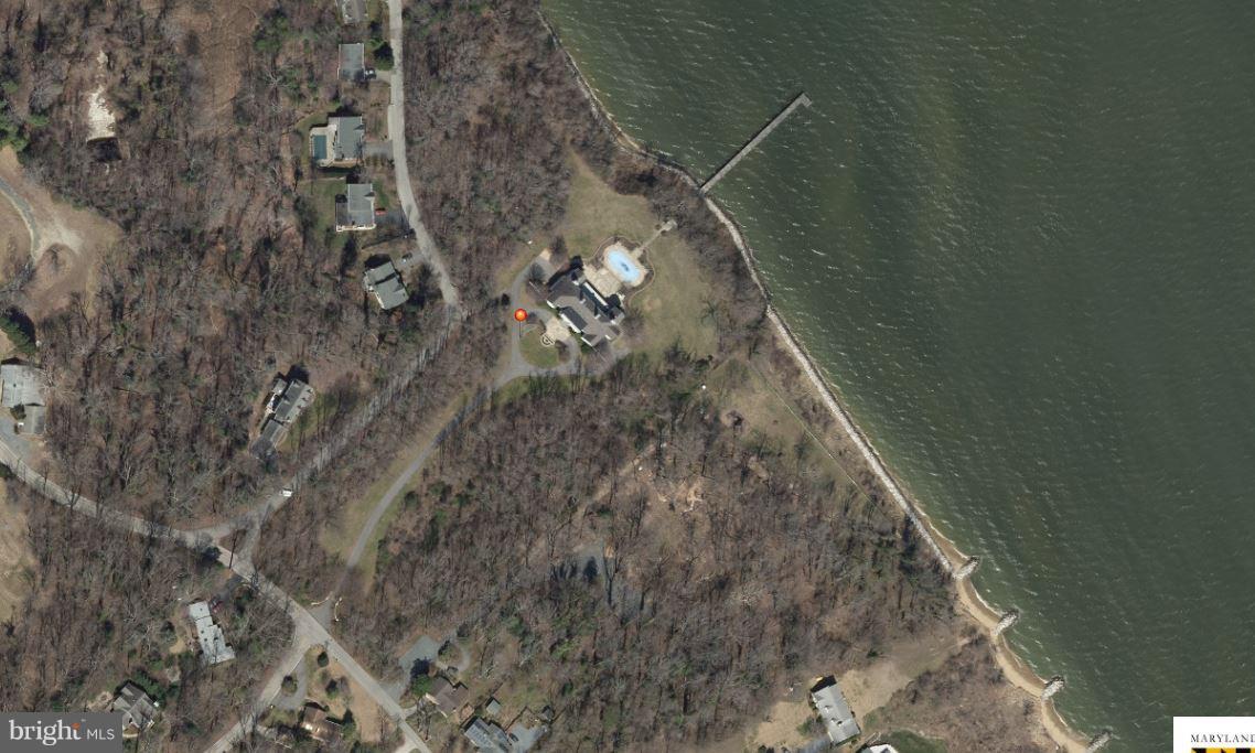 ANNAPOLIS ROADS - Residential