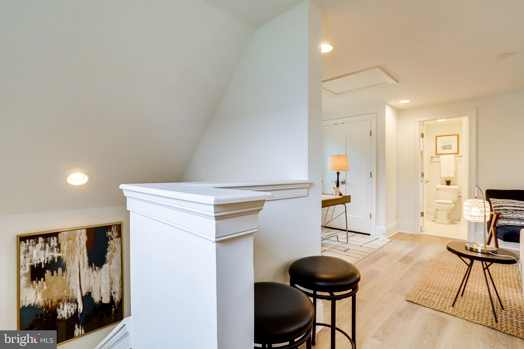 FALLS CHURCH PARK - Residential