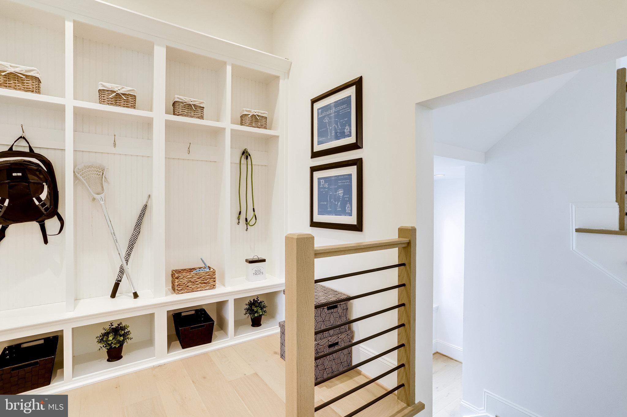 FALLS CHURCH PARK - Residential