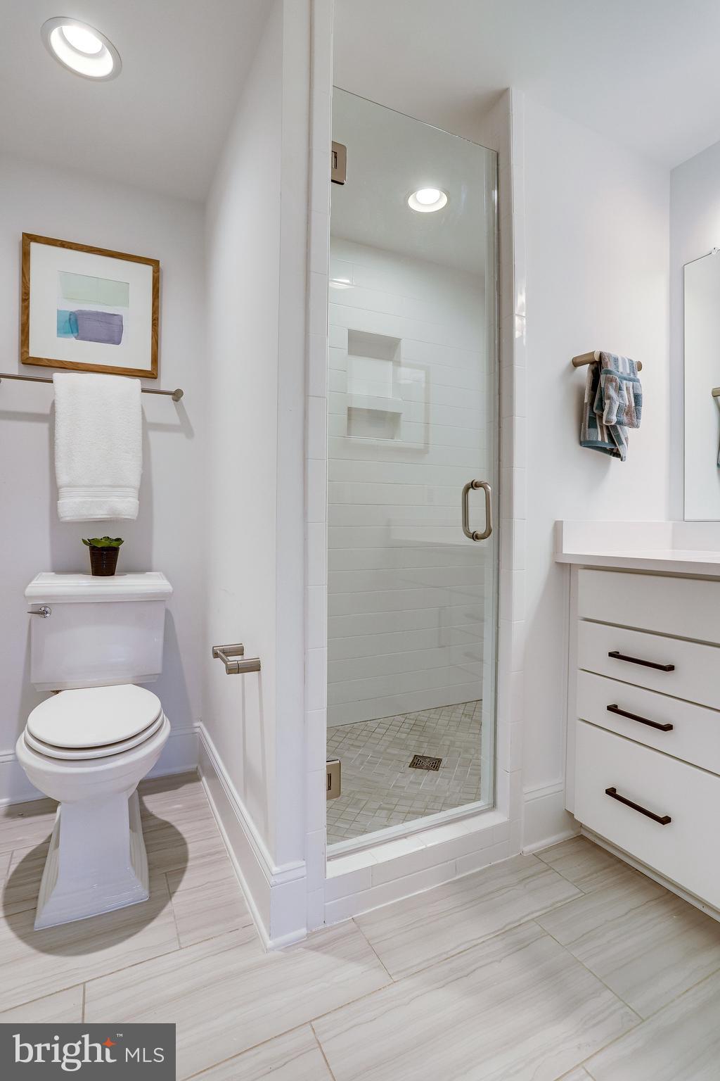 FALLS CHURCH PARK - Residential