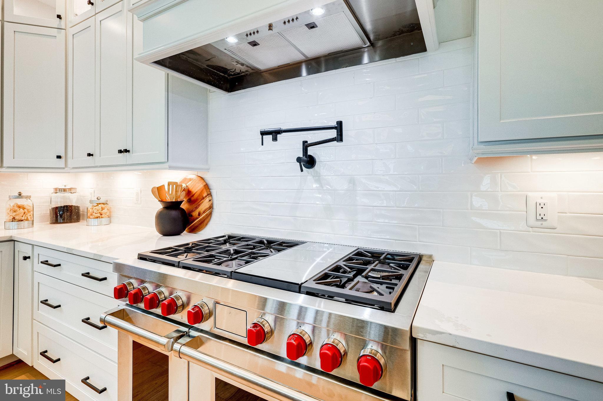 FALLS CHURCH PARK - Residential