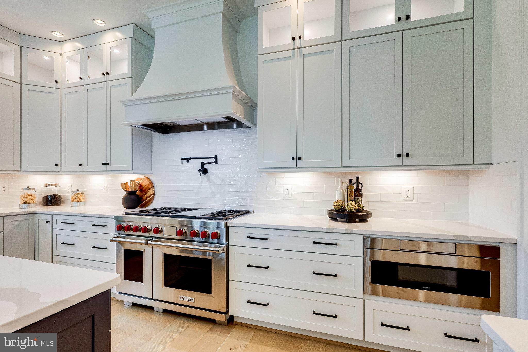 FALLS CHURCH PARK - Residential