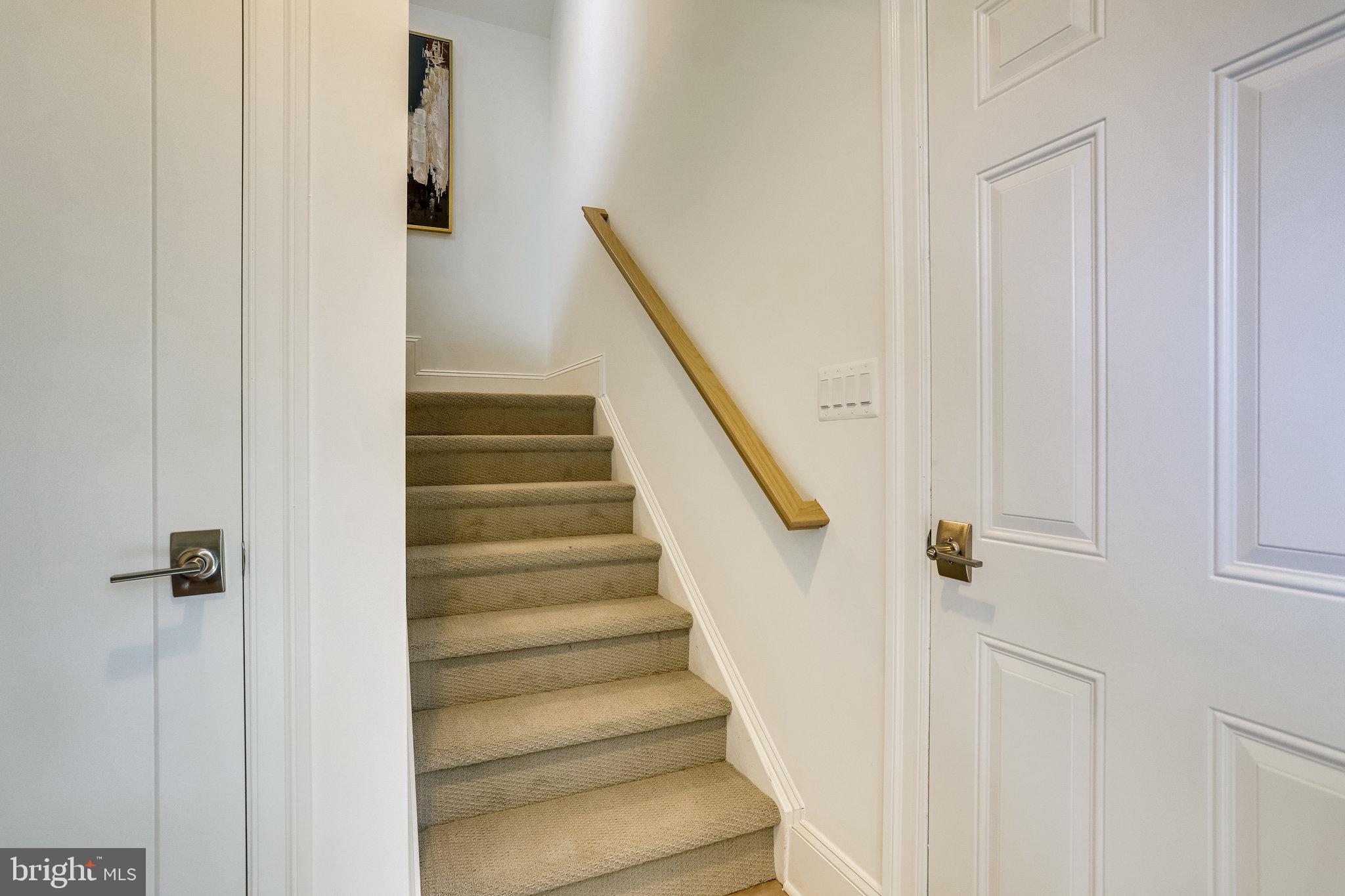 FALLS CHURCH PARK - Residential