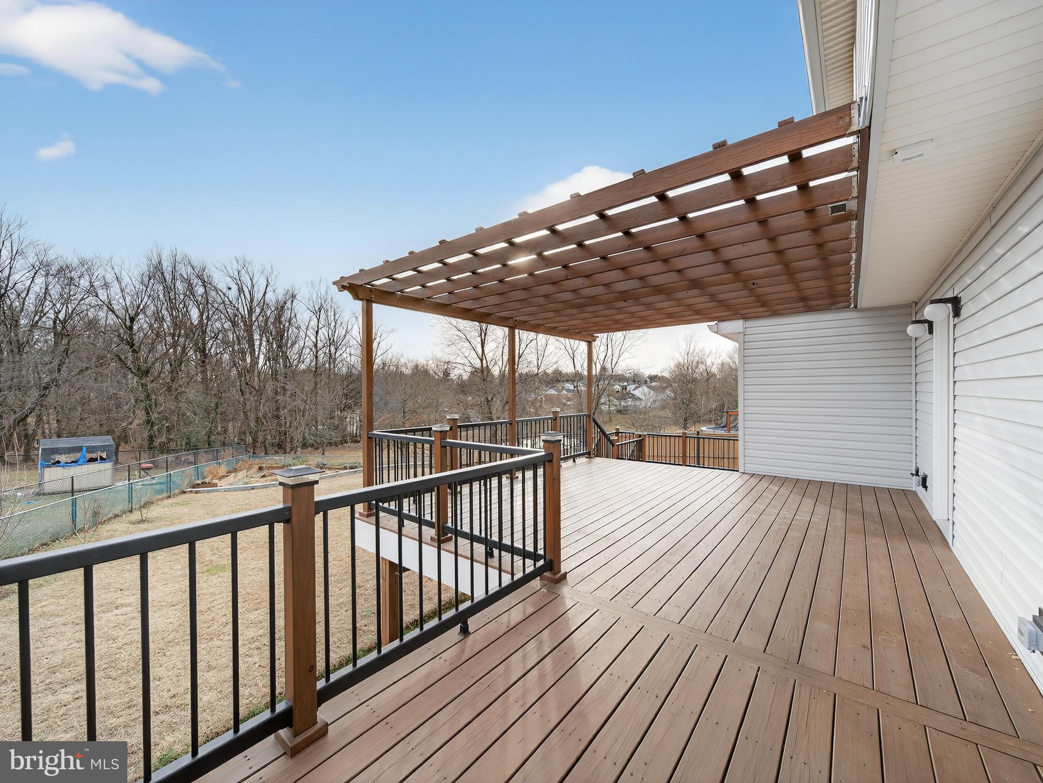 BROOKE HEIGHTS - Residential