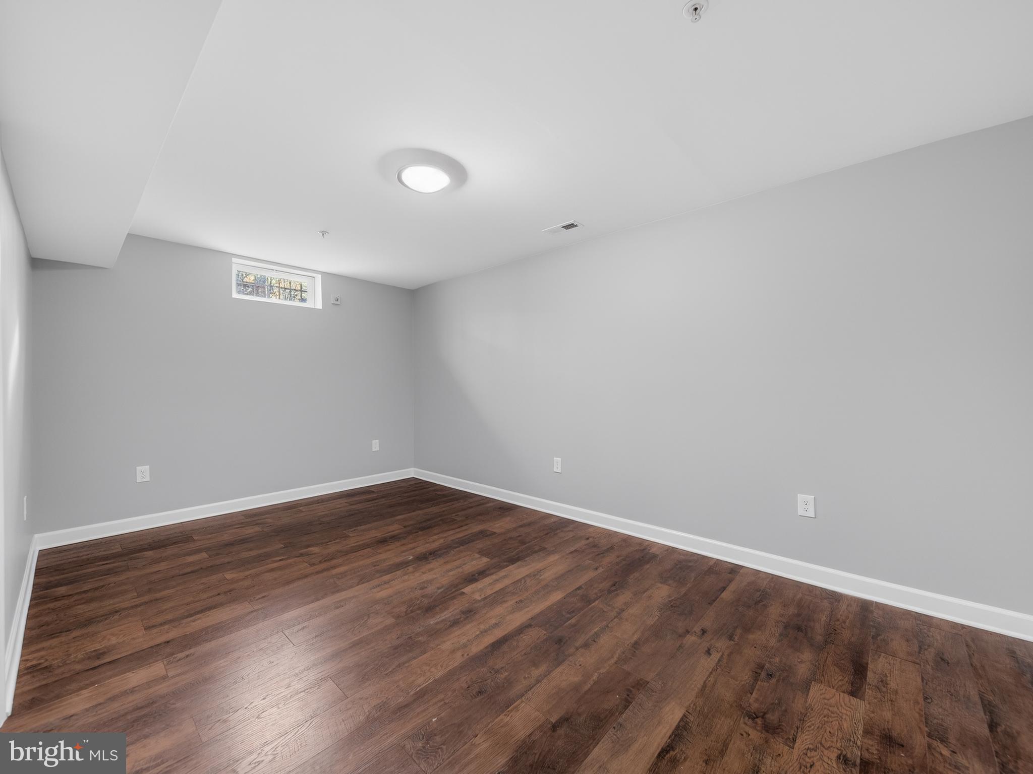 BROOKE HEIGHTS - Residential