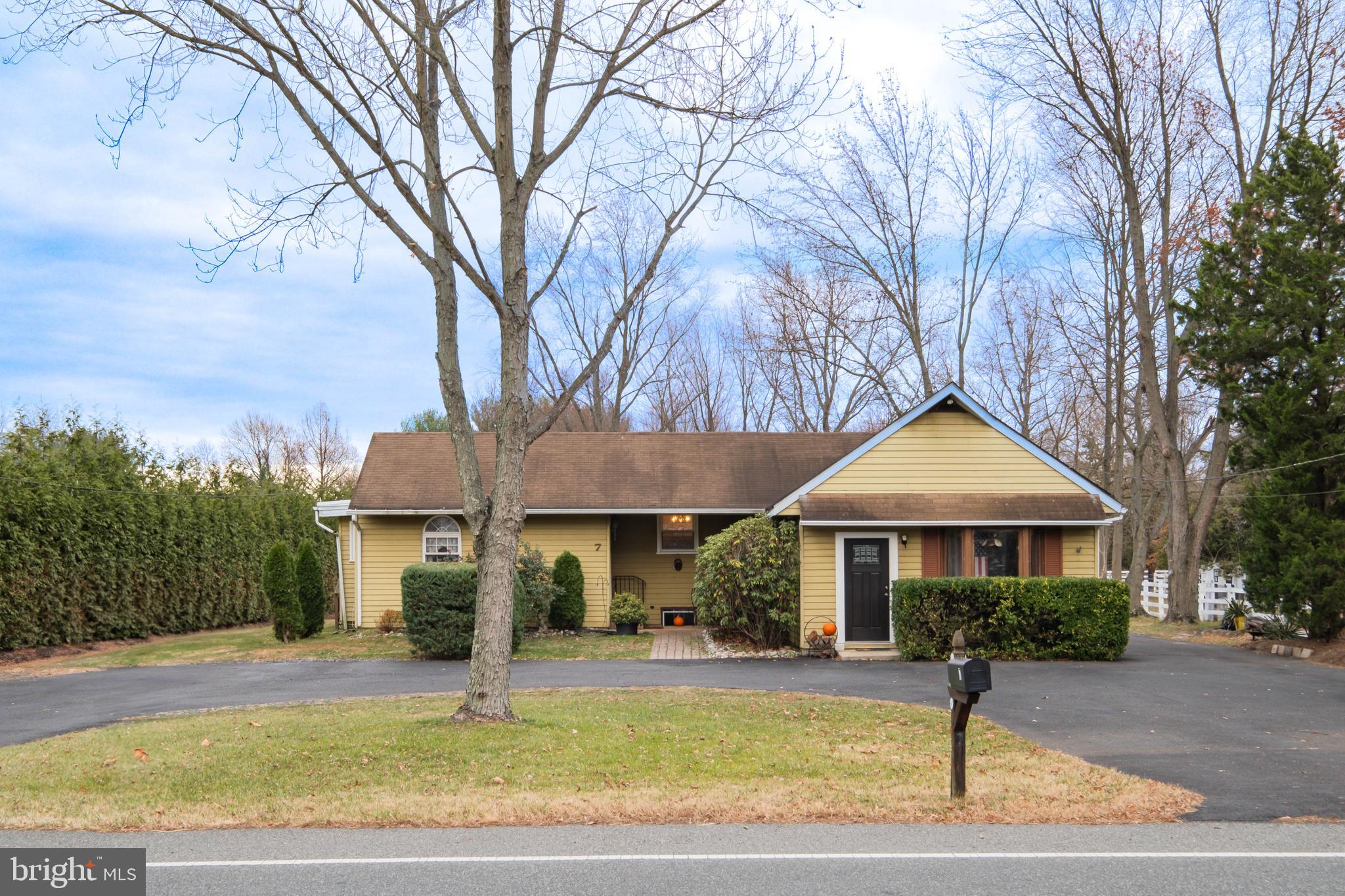 7 ELMWOOD ROAD