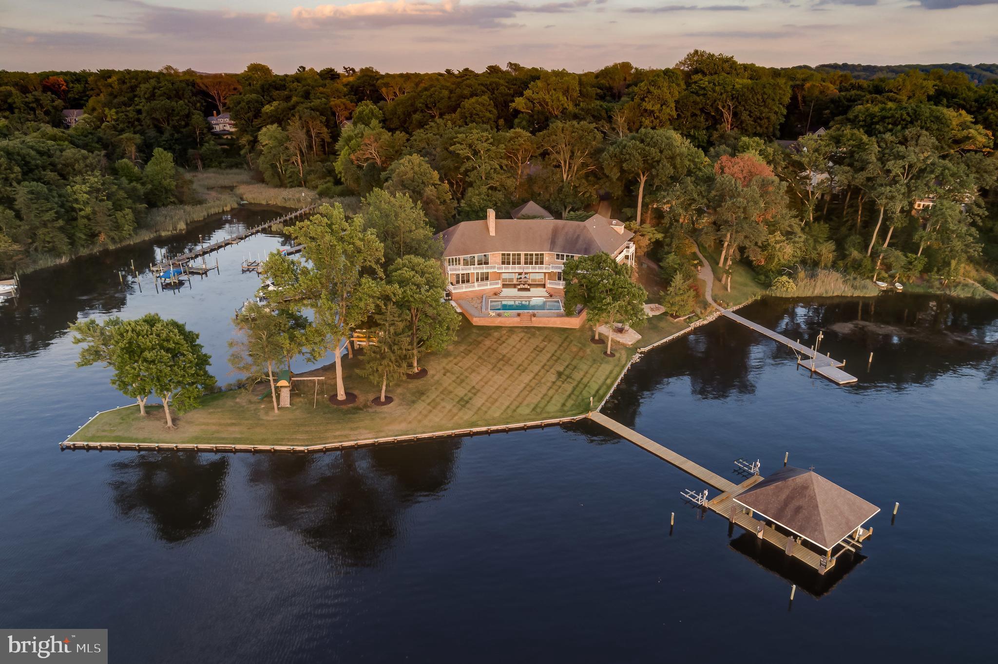 OLDE SEVERNA PARK - Residential