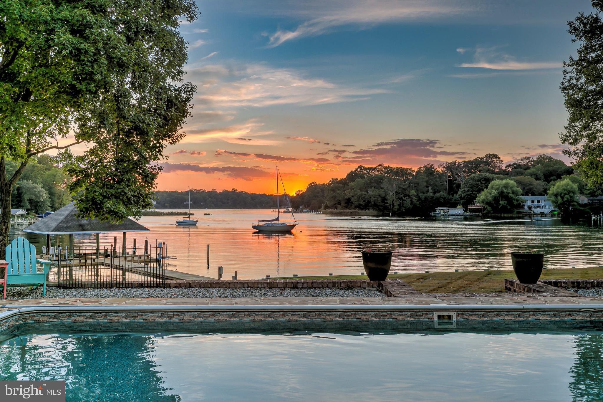 OLDE SEVERNA PARK - Residential