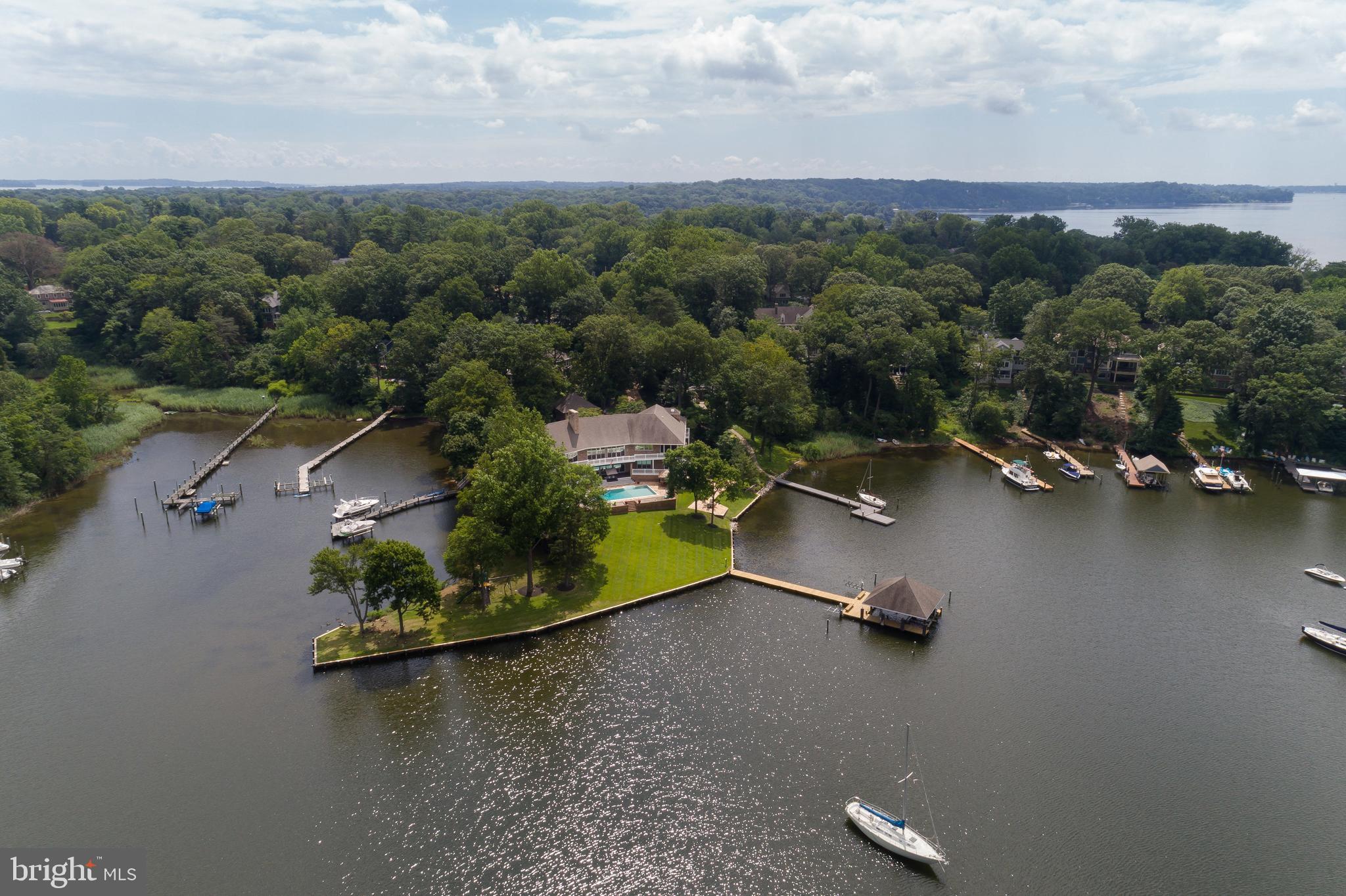 OLDE SEVERNA PARK - Residential