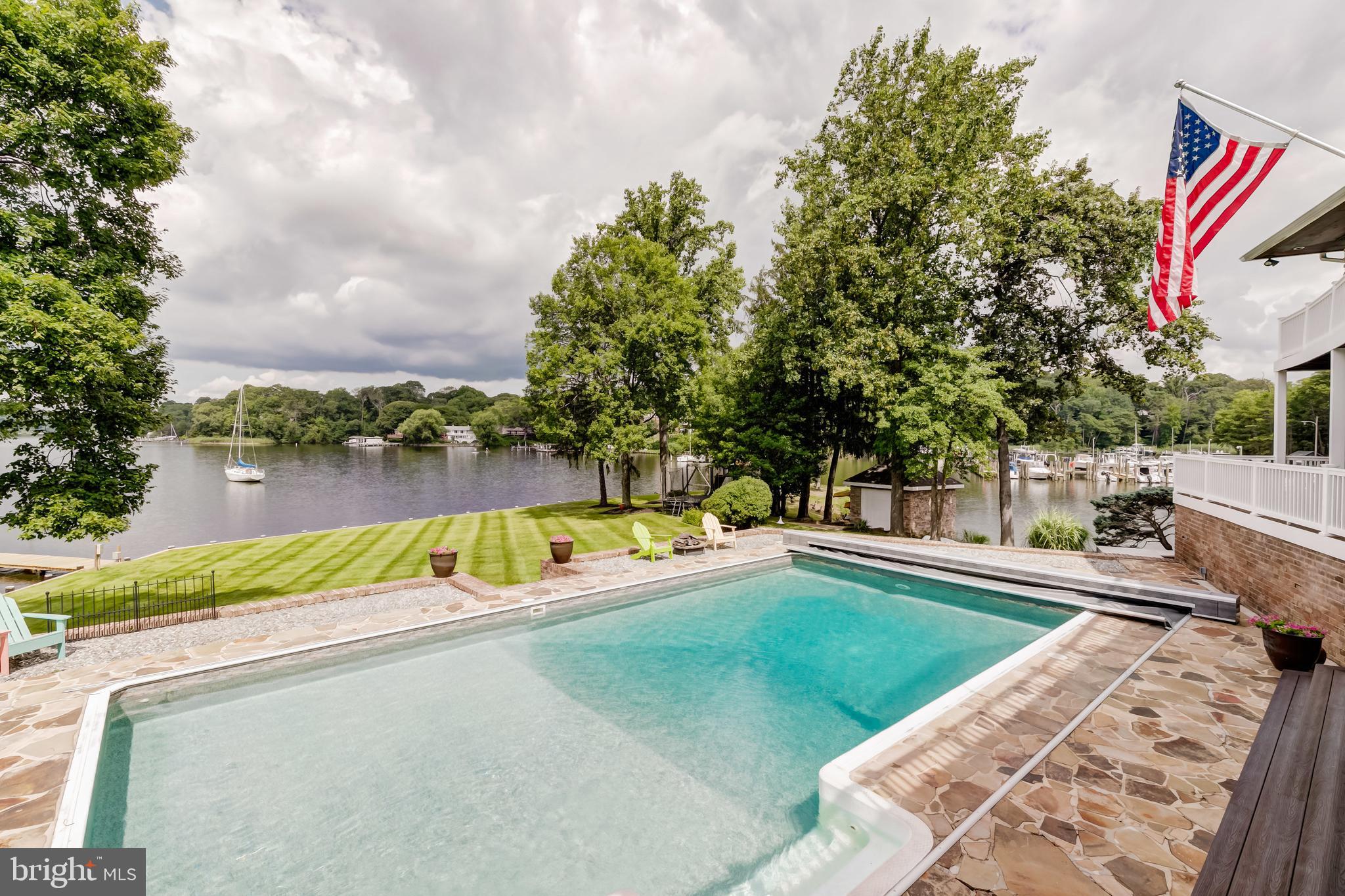 OLDE SEVERNA PARK - Residential