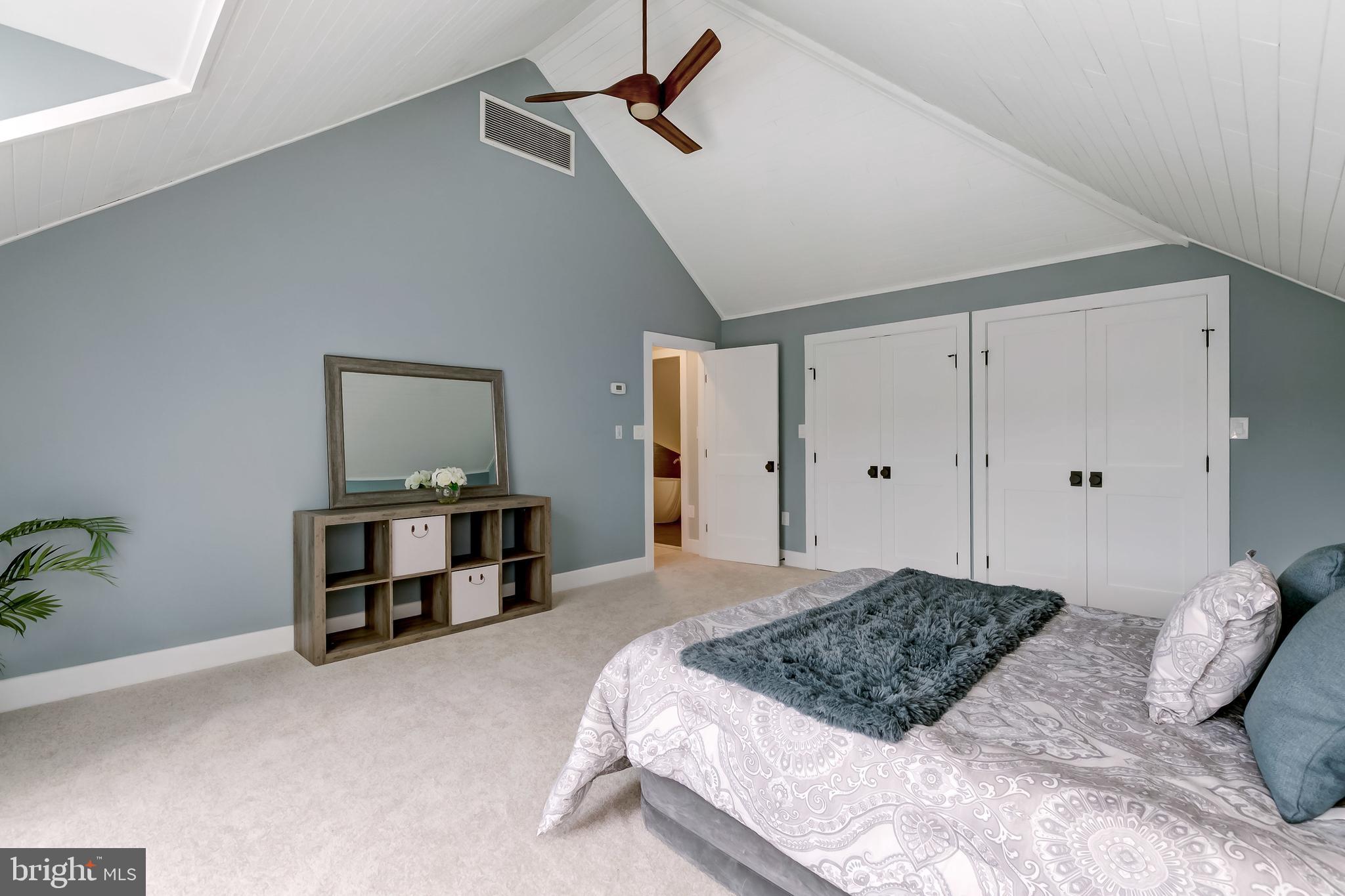 OLDE SEVERNA PARK - Residential