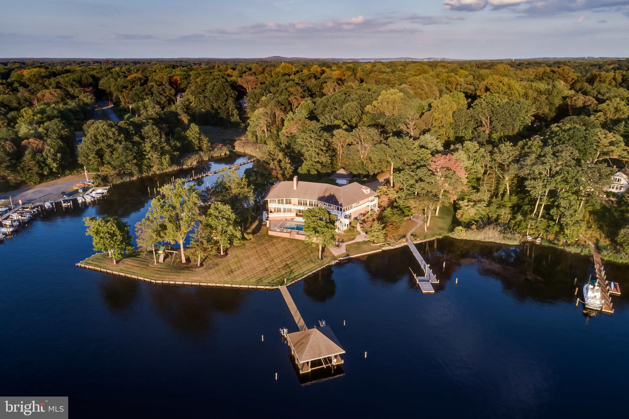 OLDE SEVERNA PARK - Residential