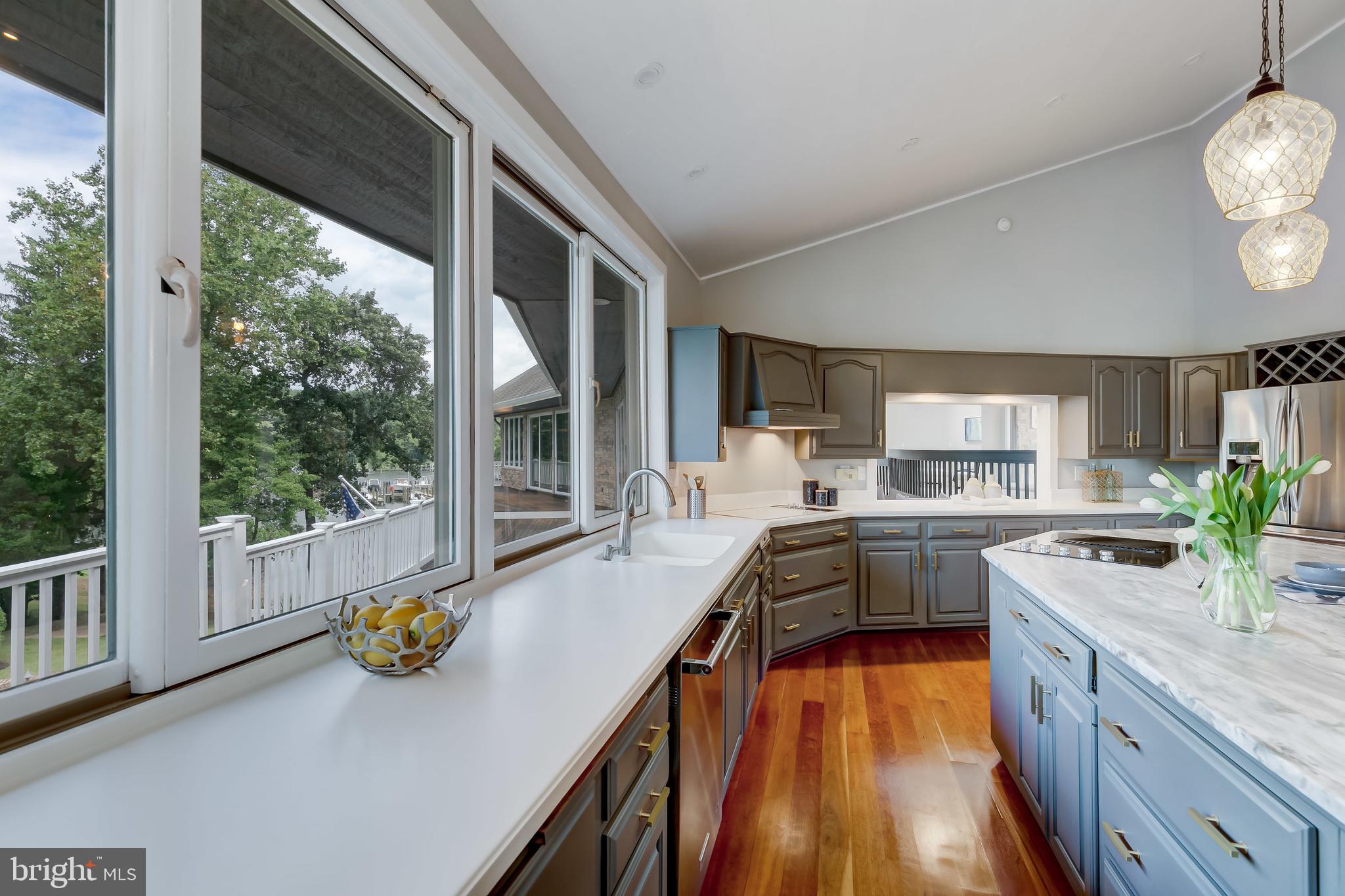 OLDE SEVERNA PARK - Residential