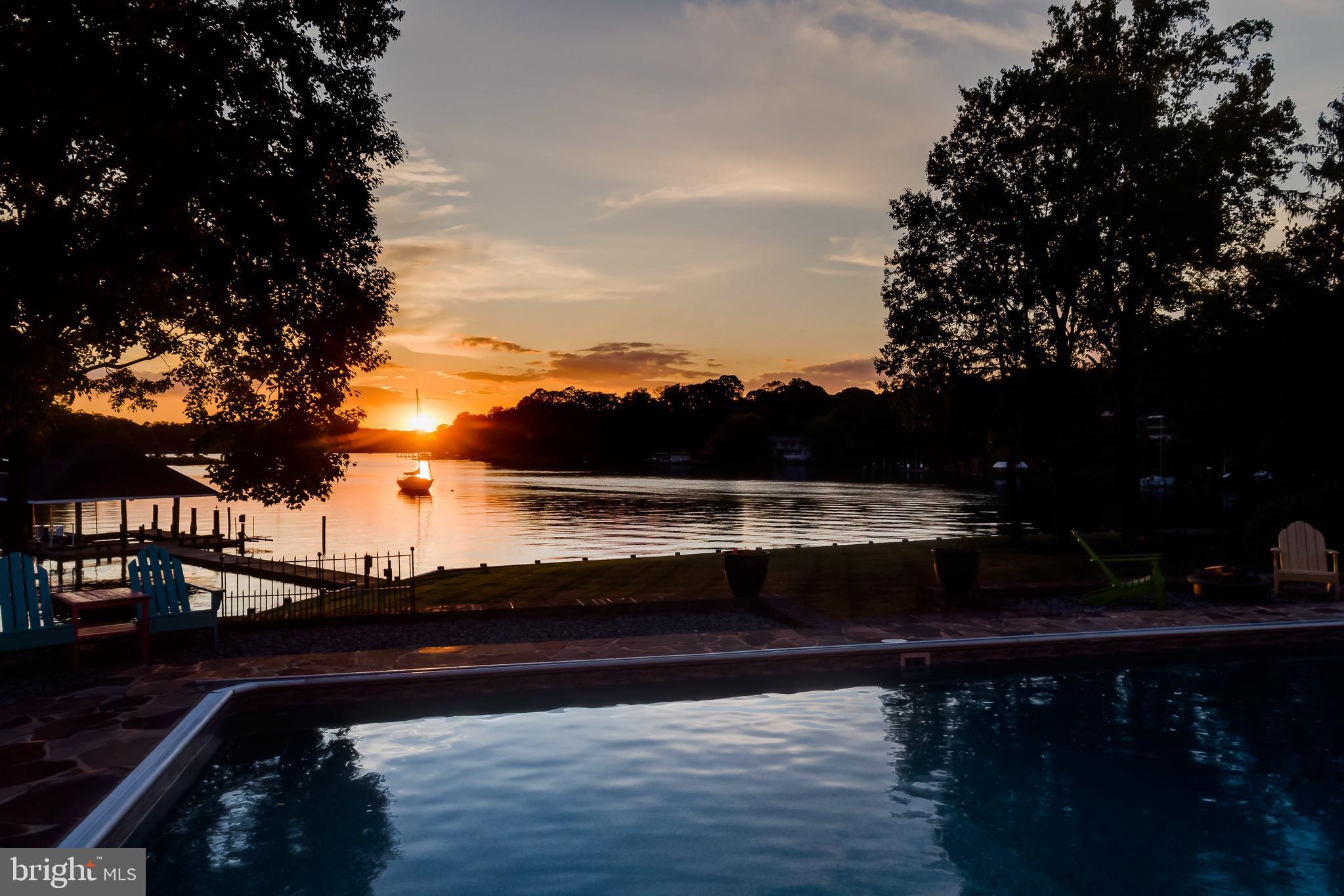 OLDE SEVERNA PARK - Residential