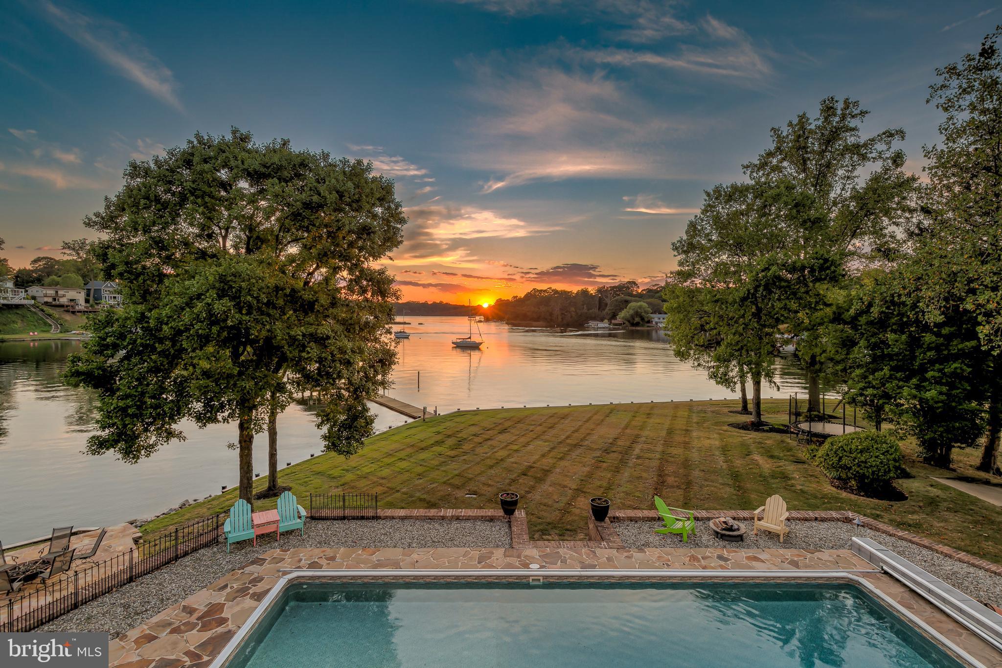 OLDE SEVERNA PARK - Residential