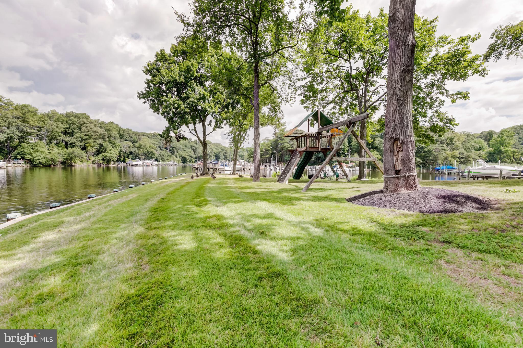 OLDE SEVERNA PARK - Residential