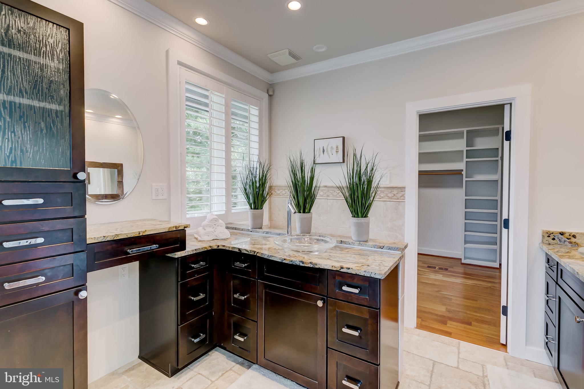 OLDE SEVERNA PARK - Residential