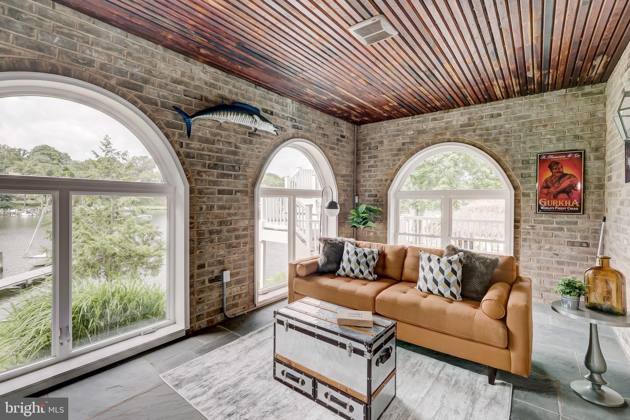 OLDE SEVERNA PARK - Residential