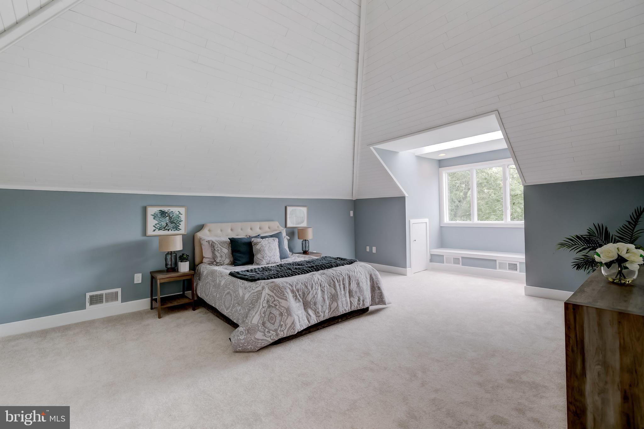 OLDE SEVERNA PARK - Residential