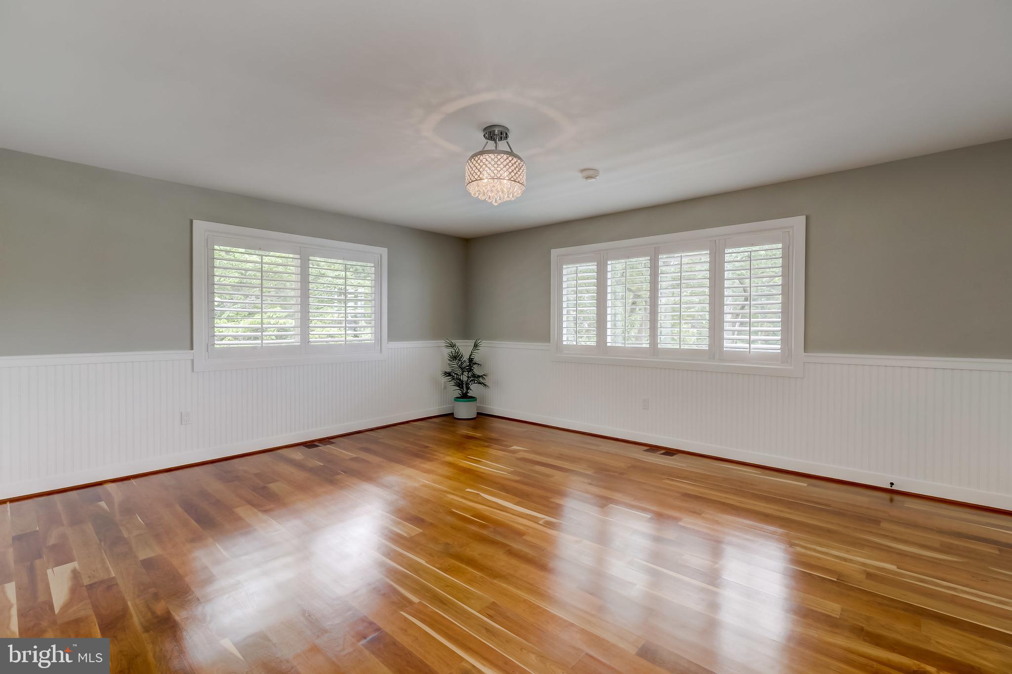 OLDE SEVERNA PARK - Residential