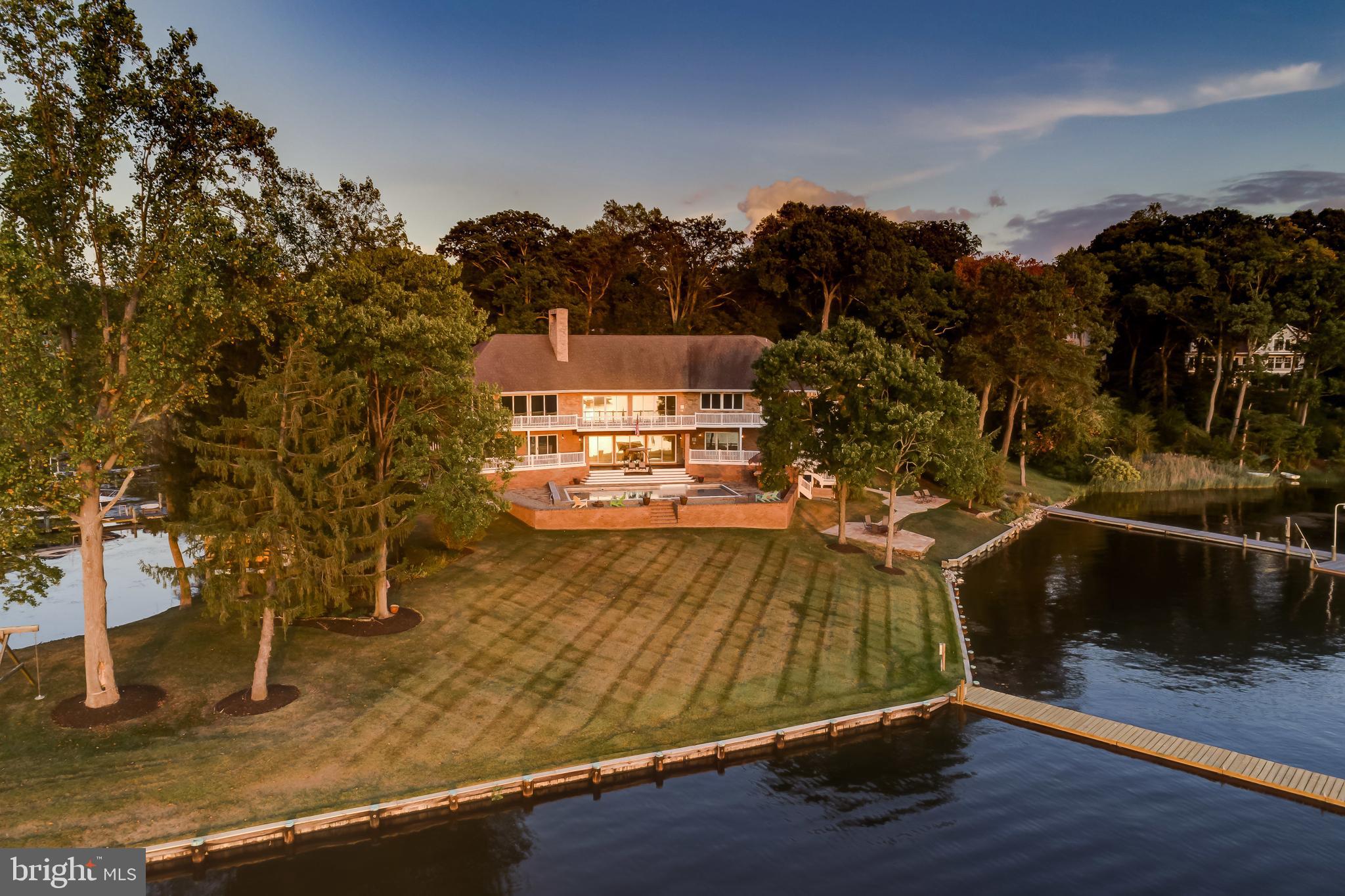 OLDE SEVERNA PARK - Residential