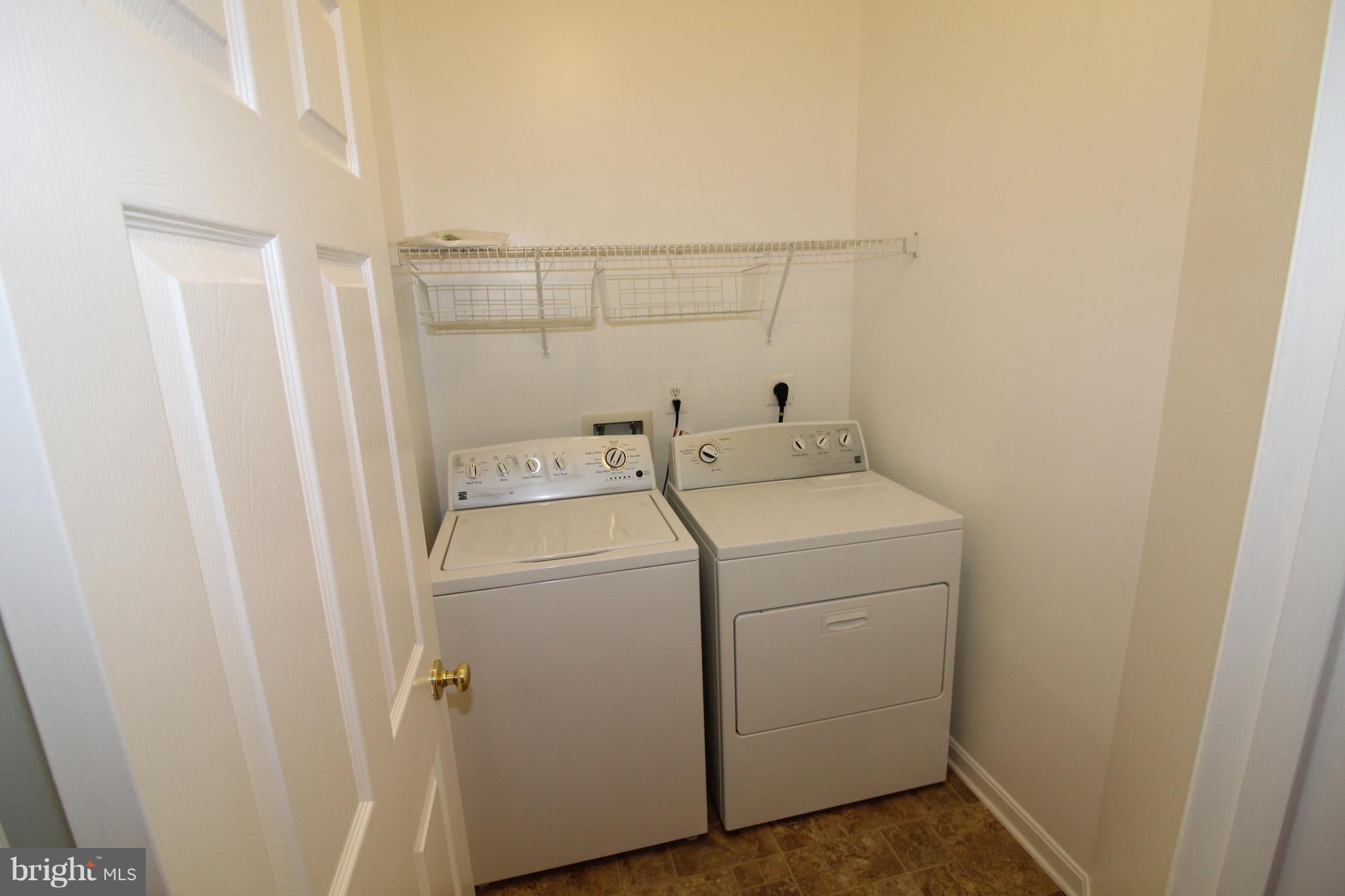 KINGSTOWNE - Residential Lease