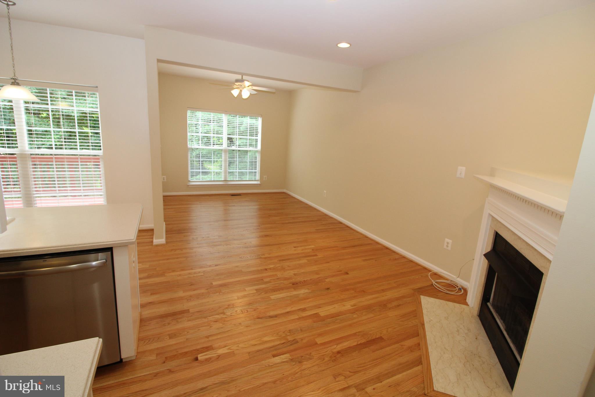 KINGSTOWNE - Residential Lease