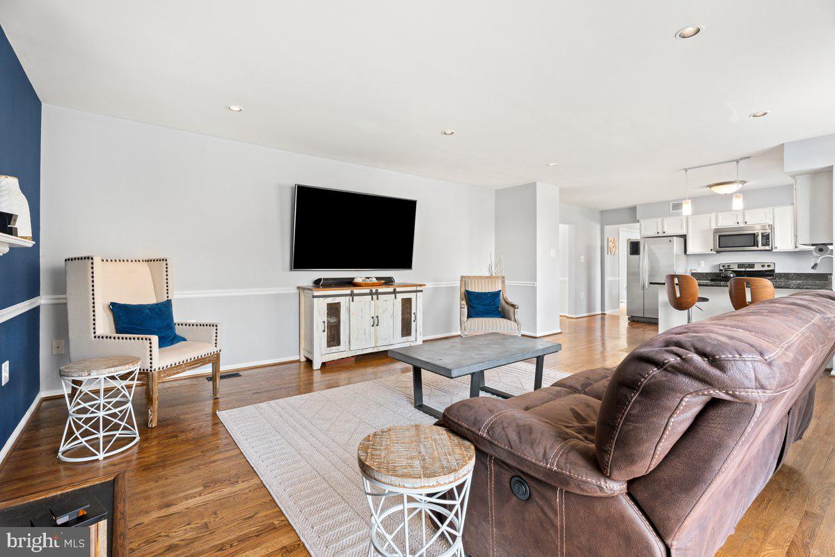 FAIR OAKS FARMS - Residential