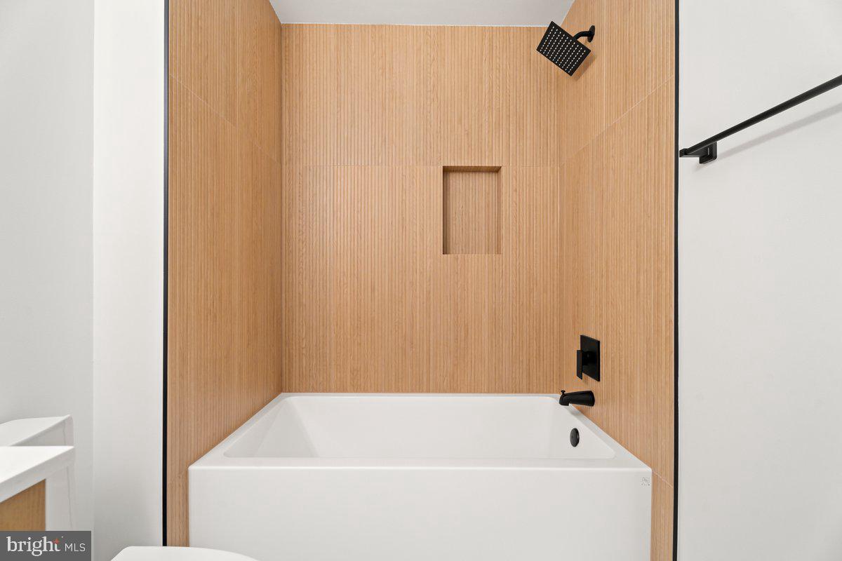 FAIR OAKS FARMS - Residential