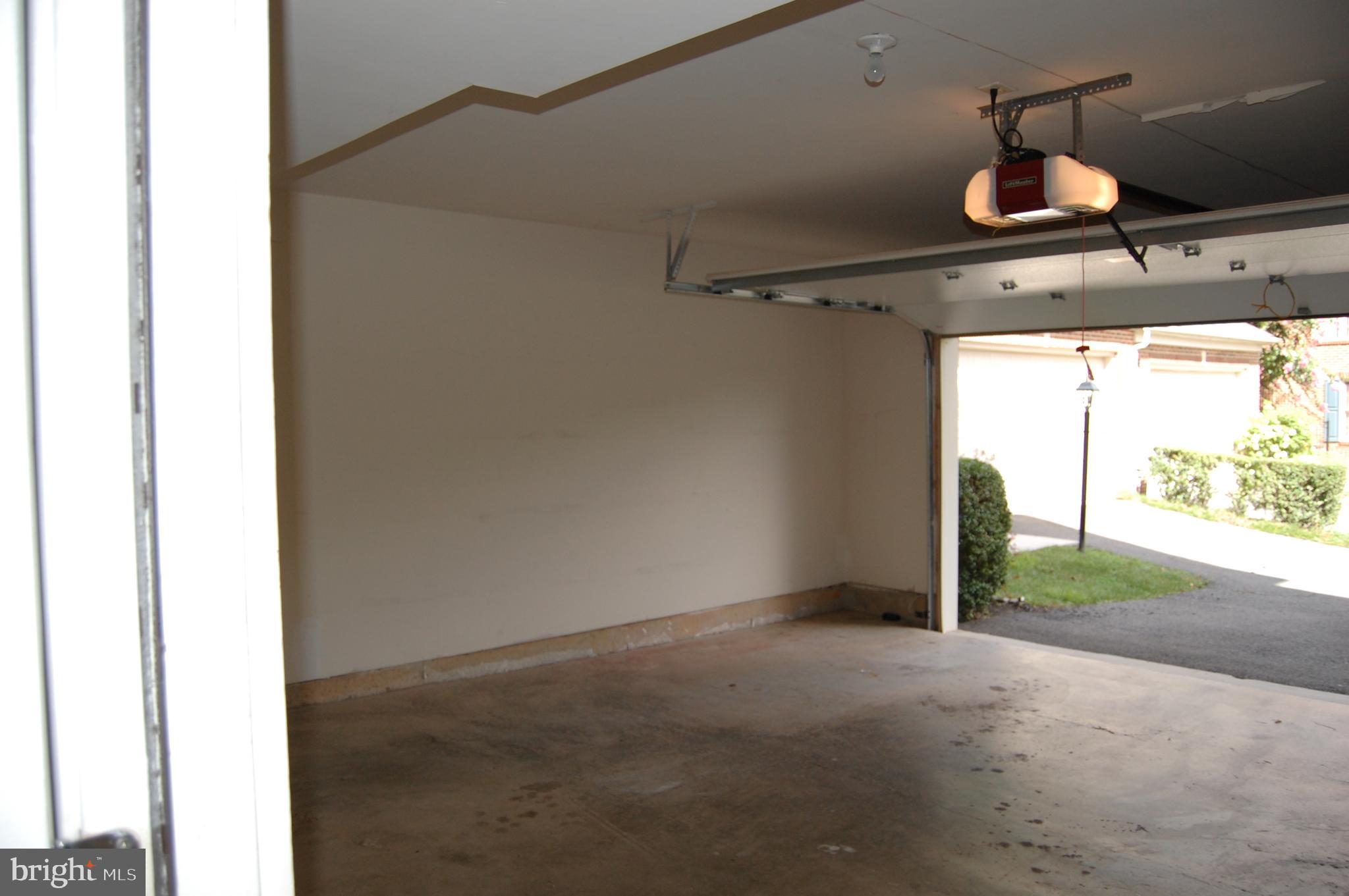 RAVENSWORTH VILLA - Residential Lease