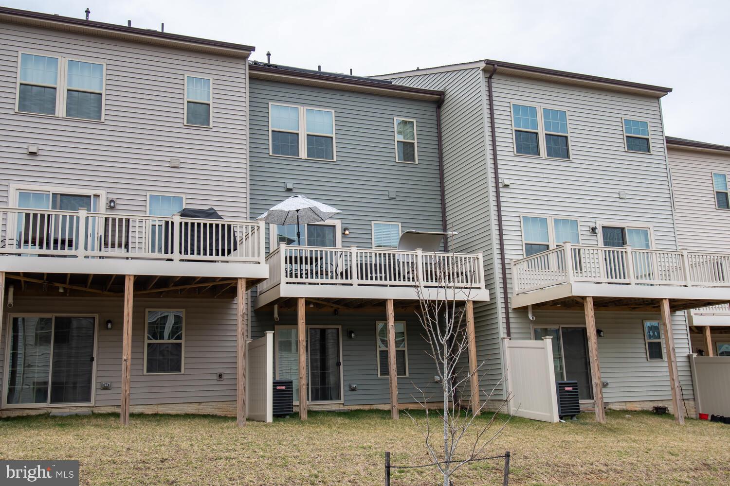 PARKSIDE - Residential