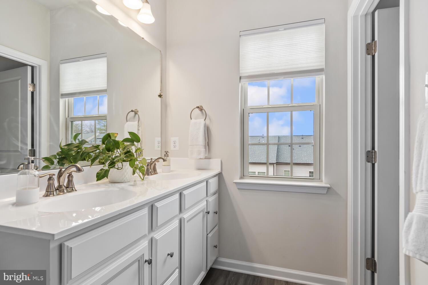 PARKSIDE - Residential