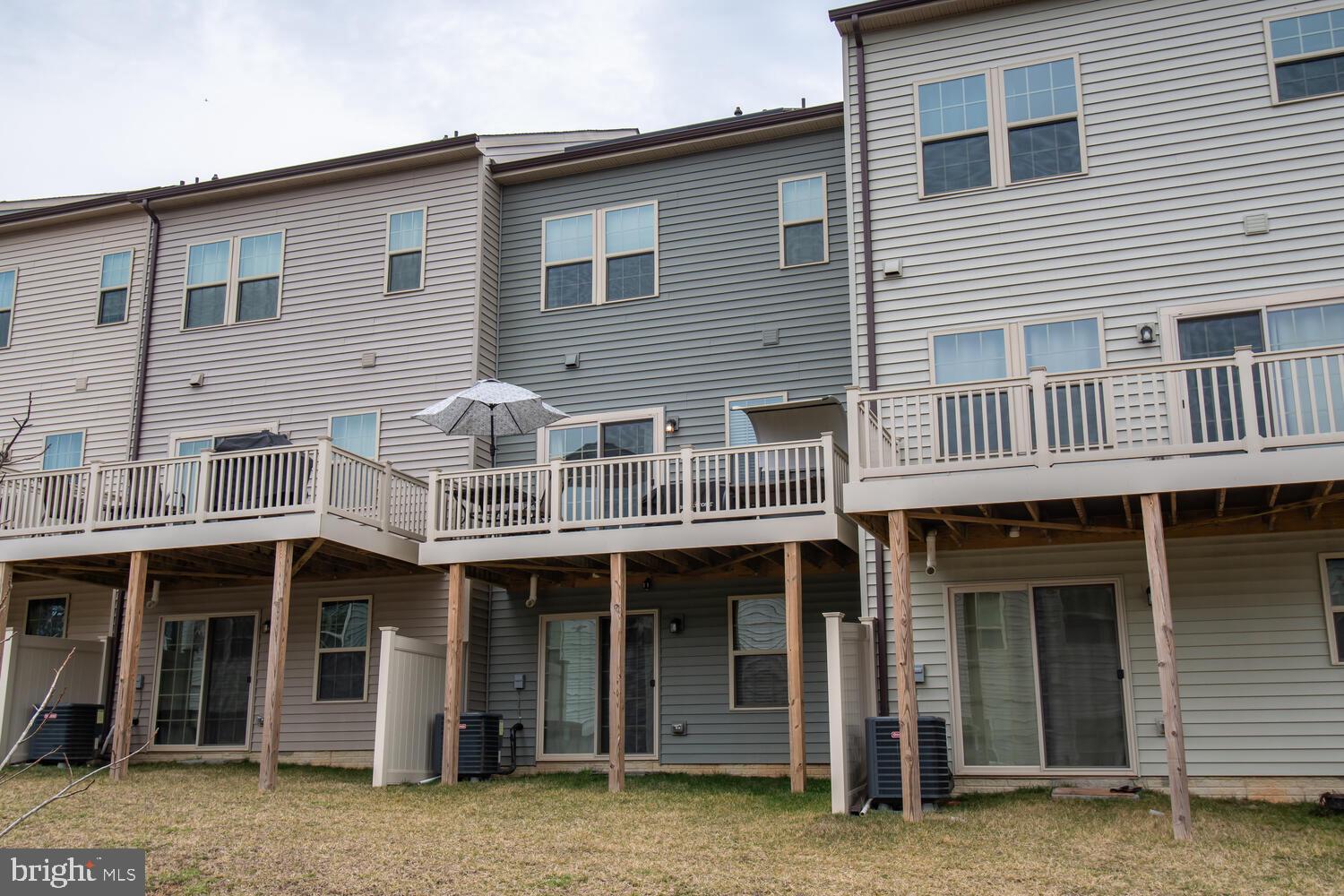 PARKSIDE - Residential