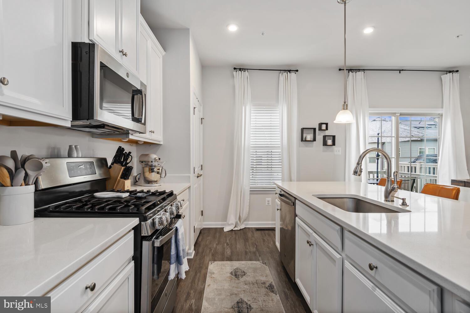 PARKSIDE - Residential