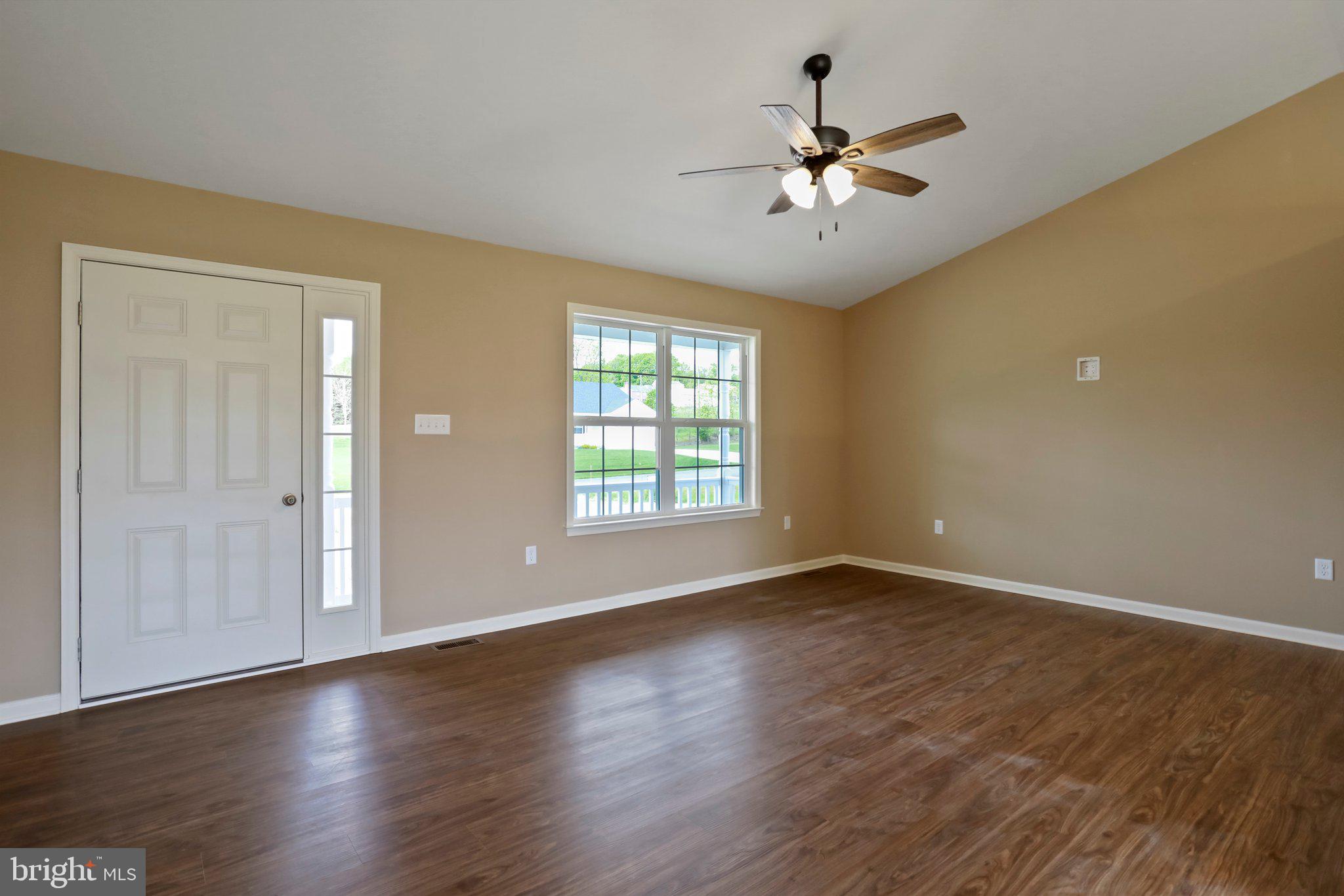 MADISON ESTATES - Residential